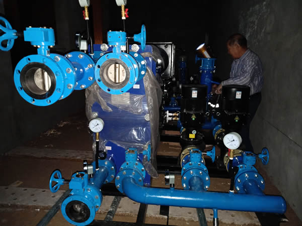 山西全自動高效智能板式換熱機(jī)組廠家定做生產(chǎn)